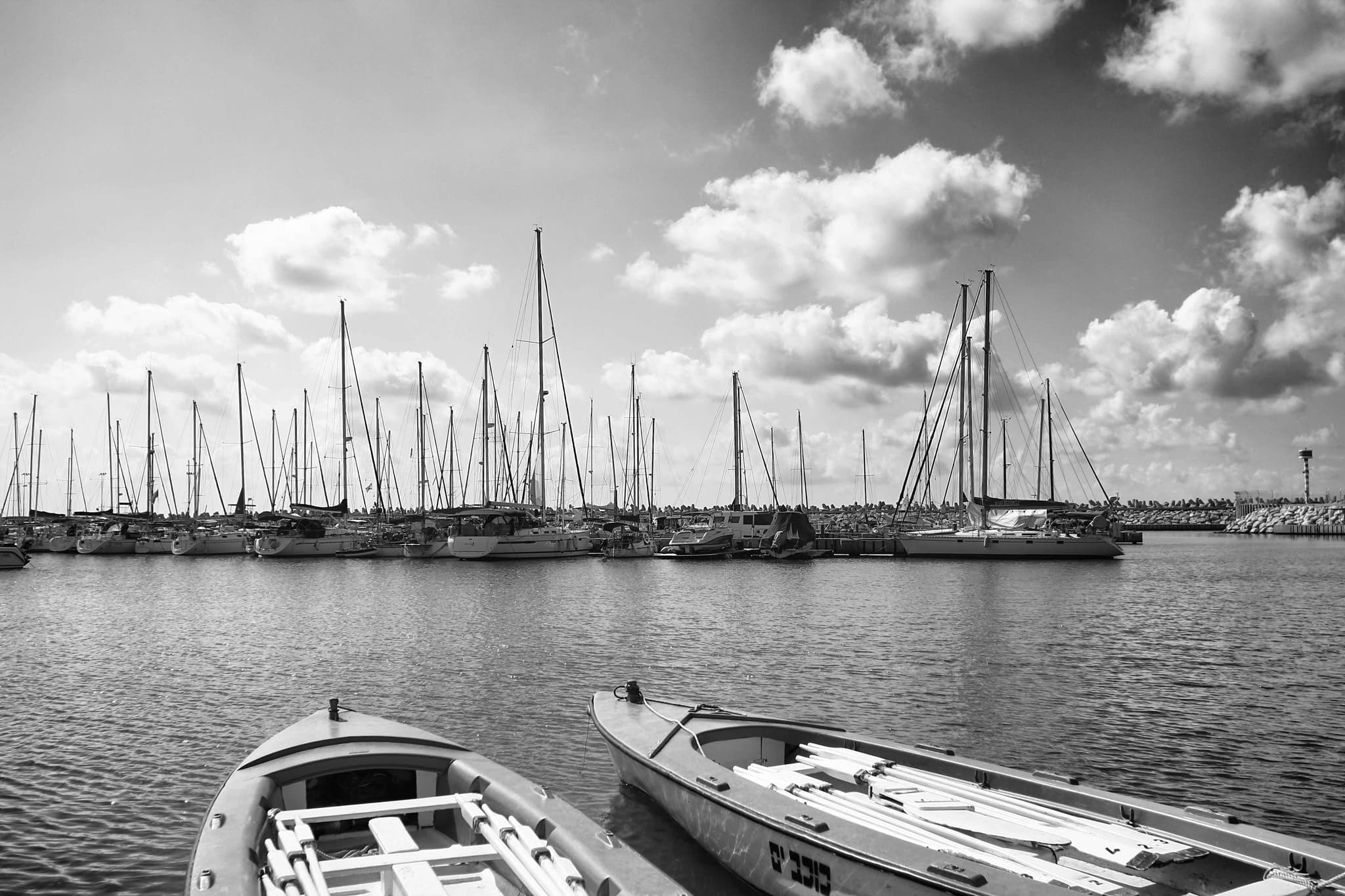 Spray from a crashing wave
